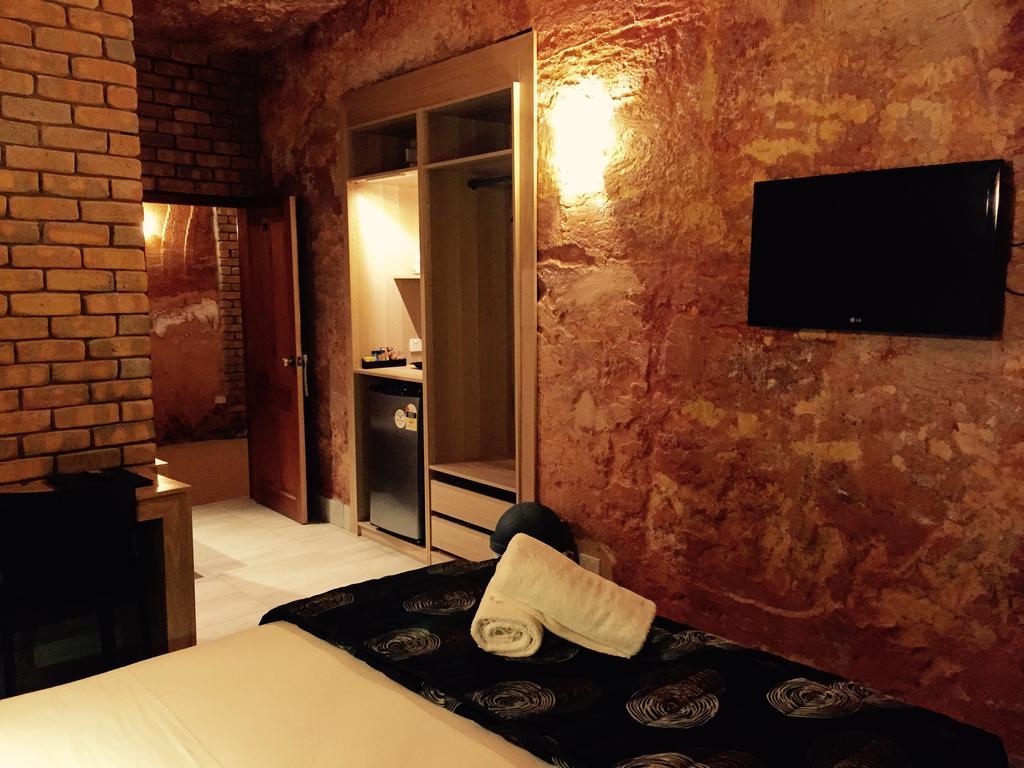 The Lookout Cave Underground Motel Coober Pedy Quarto foto